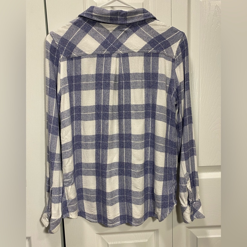 RAILS Button Down Plaid Blue Shirt size Medium Flannel - Picture 2 of 10